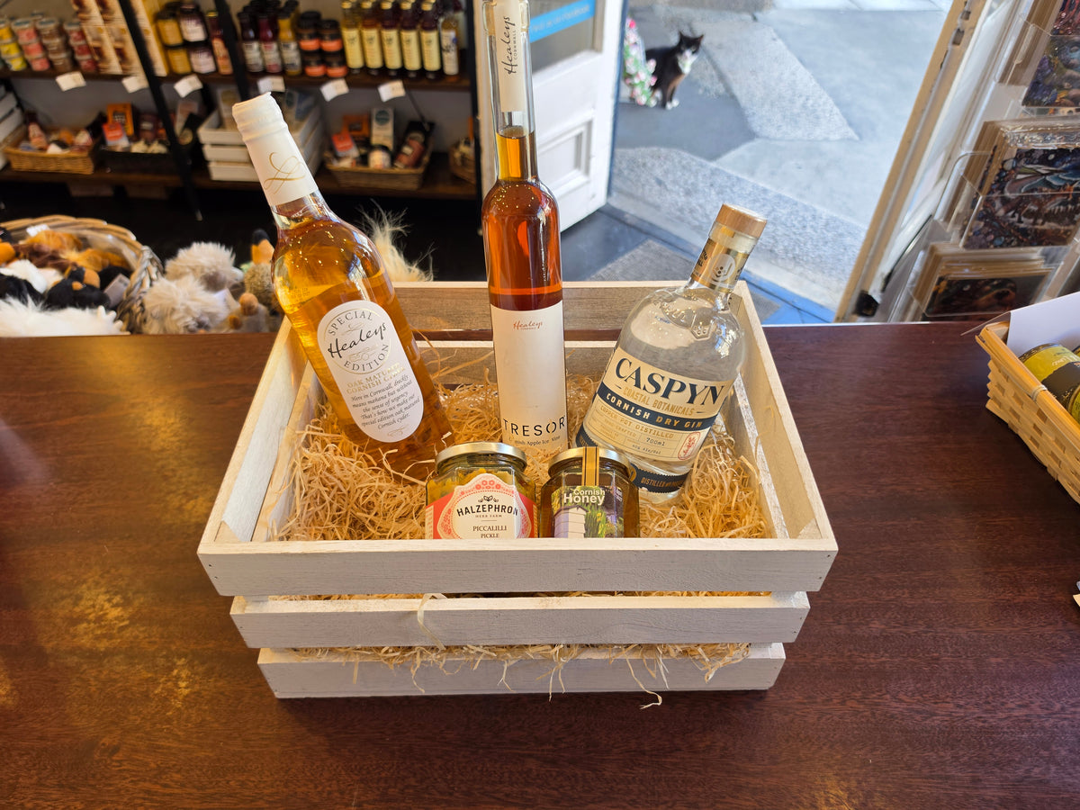 Luxury Cornish Food & Drink Hamper
